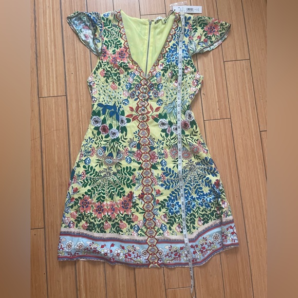 Alice +Olivia Hadley Floral Mini Fit & Flare Dress size 4 new with tags! - Picture 3 of 7